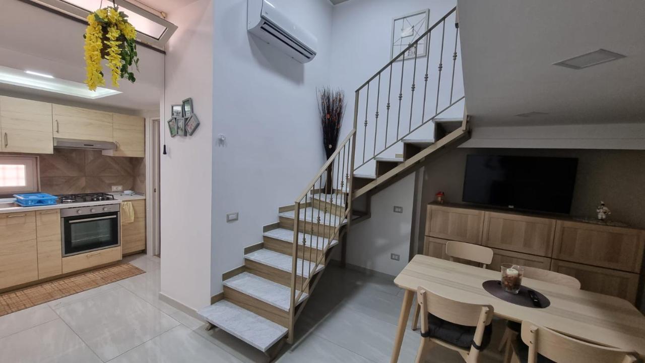 The Lucky House City Center เนเปิลส์ ภายนอก รูปภาพ
